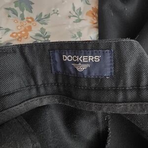 Dockers Men's Charcoal Dress Pants